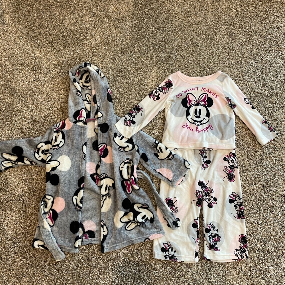Minnie Mouse Robe & PJ Set